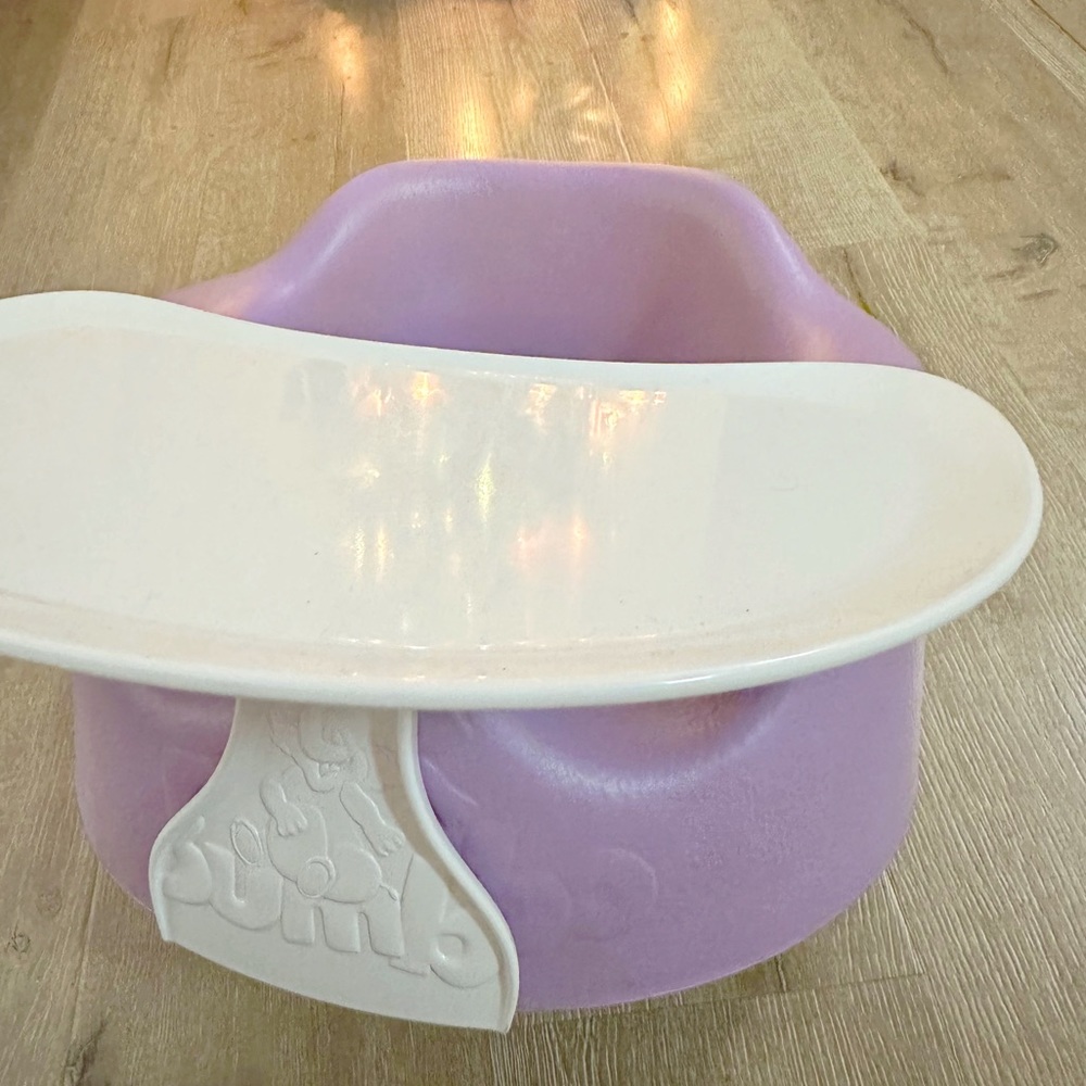 Bumbo seat